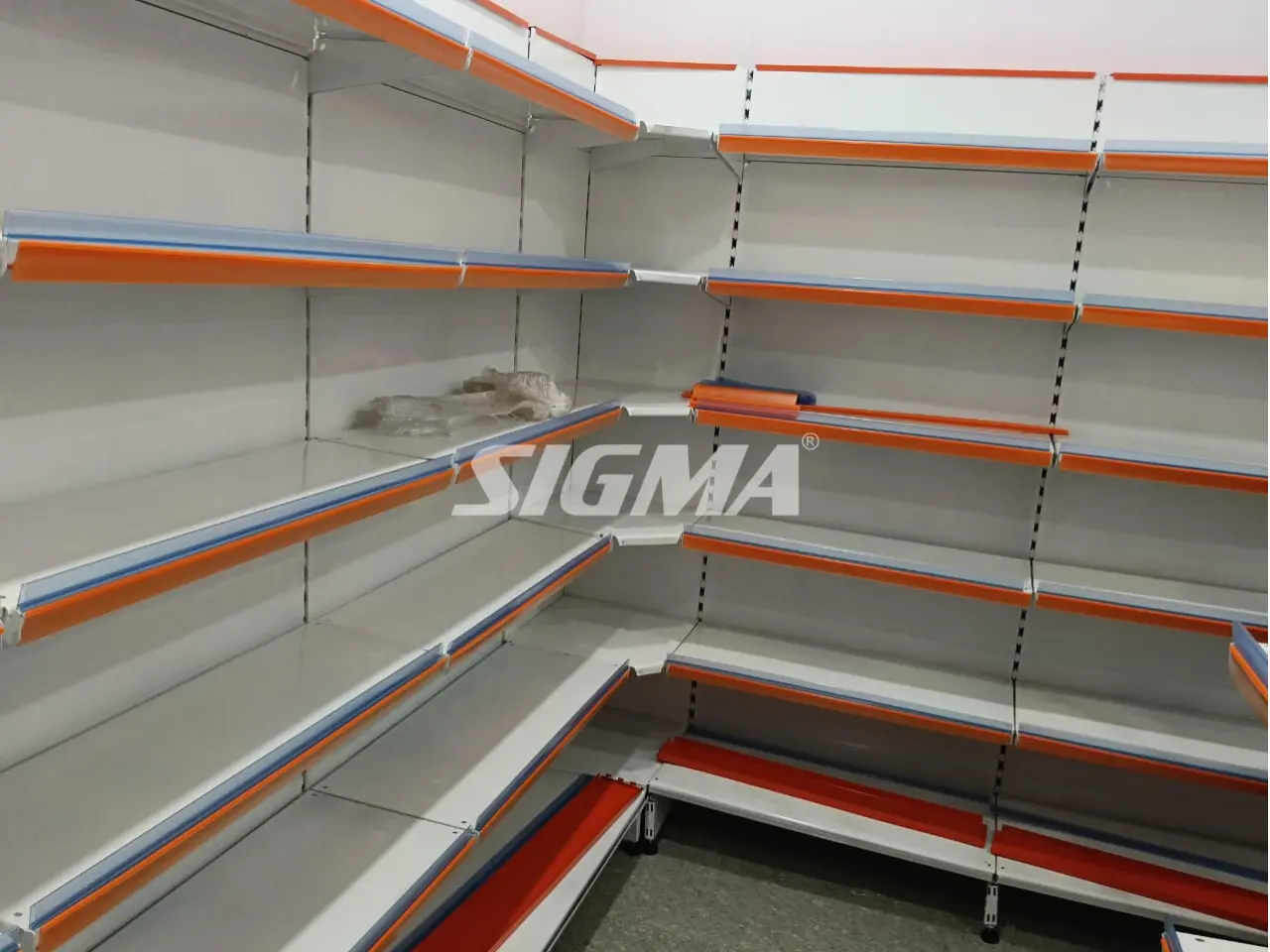 780419107_Corner Display Racks  Hunterganj.webp